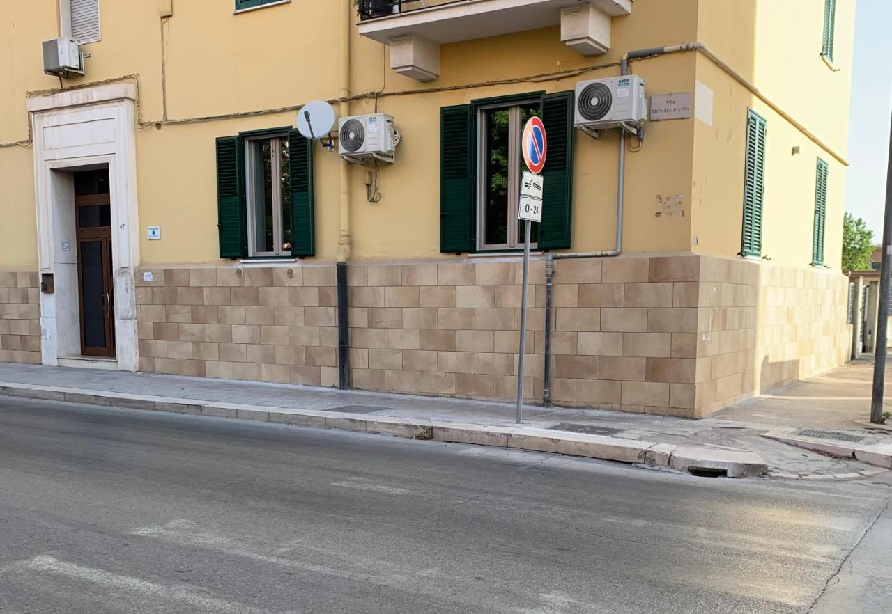 B&B Piano Romano -Con Parcheggio Privato Gratuito- Фоджа Екстериор снимка
