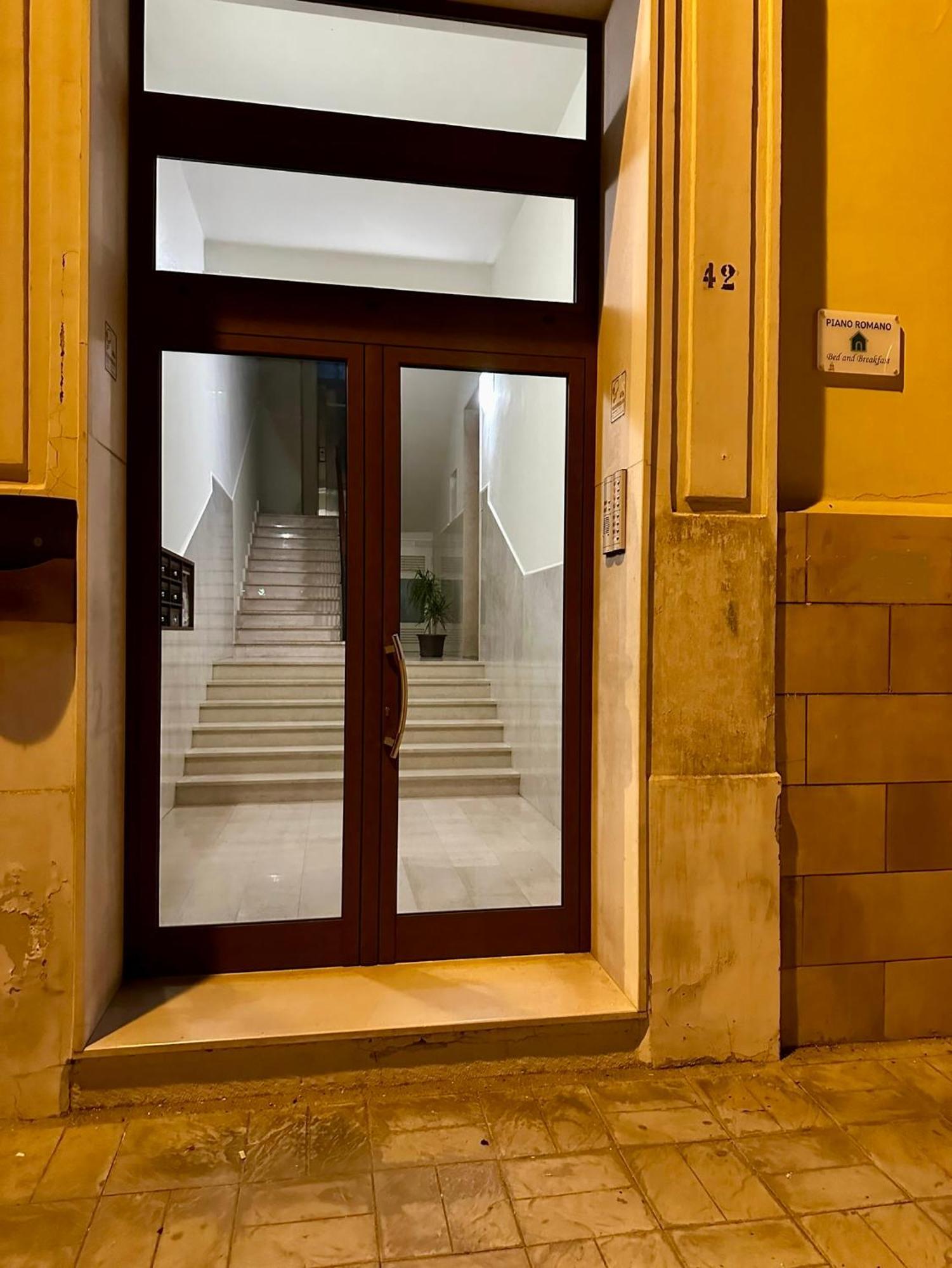 B&B Piano Romano -Con Parcheggio Privato Gratuito- Фоджа Екстериор снимка