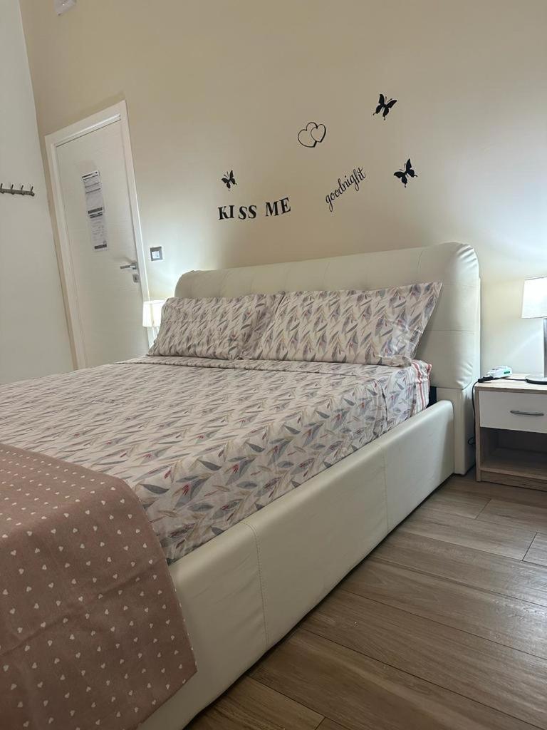 B&B Piano Romano -Con Parcheggio Privato Gratuito- Фоджа Екстериор снимка